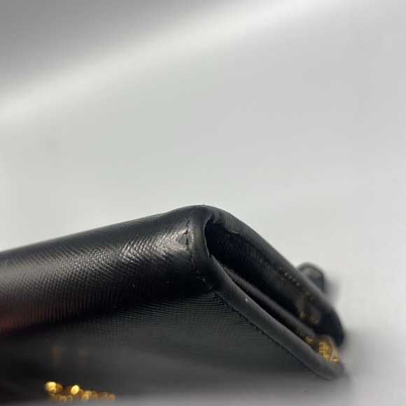 PRADA BLACK ZIP WALLET - Picture 5 of 11